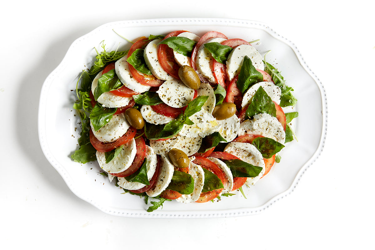 Salade Caprese italienne - Traiteur La Perla Paris